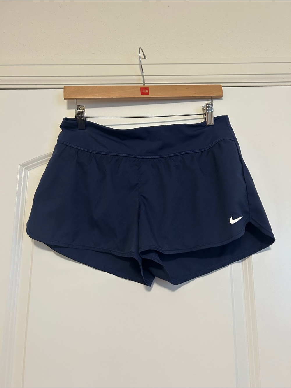 Nike Women’s Navy Athletic Running Shorts Size Medium